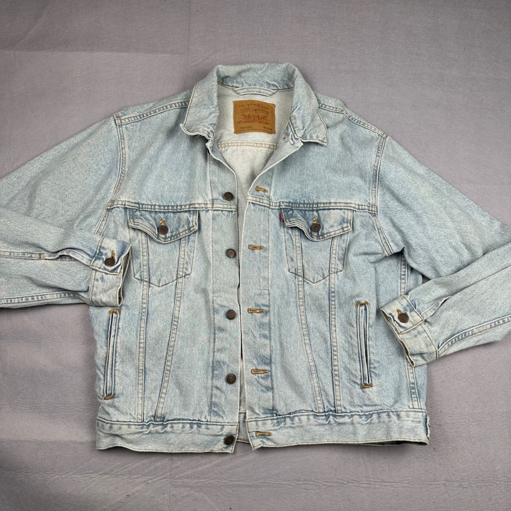 Levis Vintage Denim Trucker Jacket Light Wash Made in USA Mens Medium 70507-0313